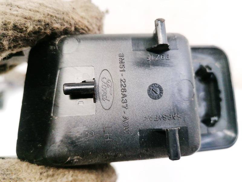 3M51226A37ADW Ford Focus 2007 Salona apdare (plastmasas) - Thumbnail 3