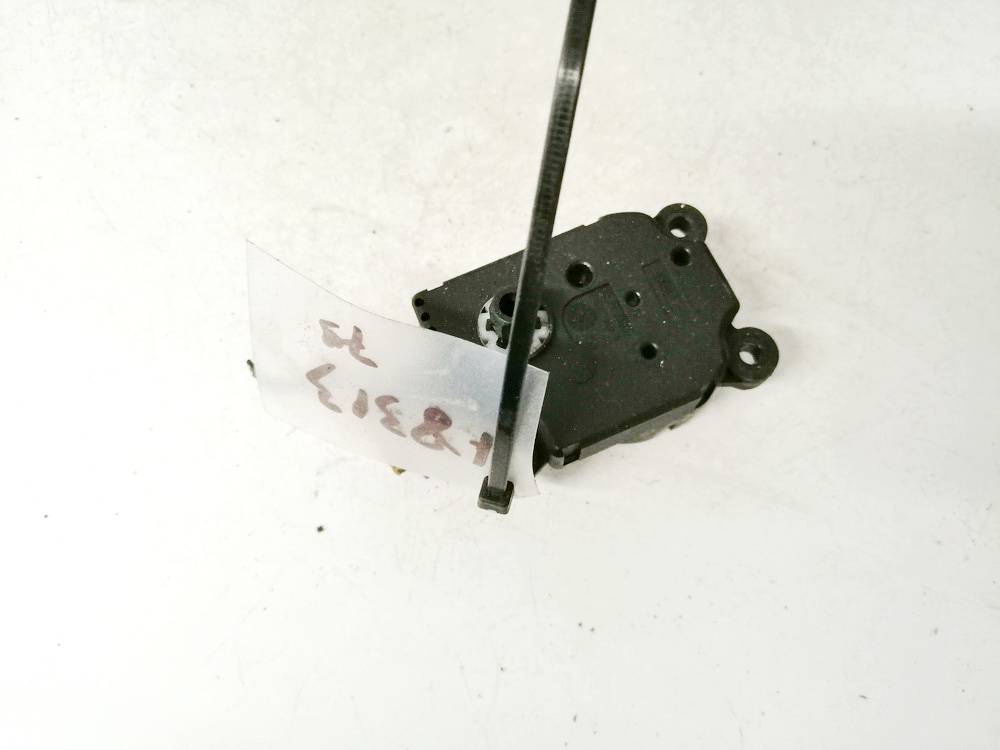 A2038201642 Mercedes-Benz C-CLASS 2001 Peciuko sklendes varikliukas