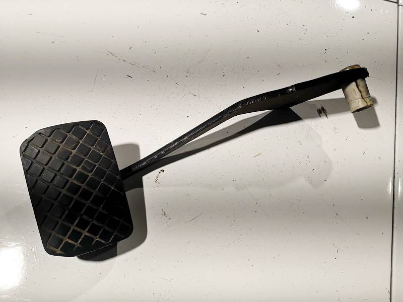 Audi A6 1997 Pedal de freno