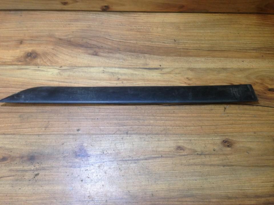 98ABF25533AEW Ford Focus 1999 avant gauche garniture porte de moulage