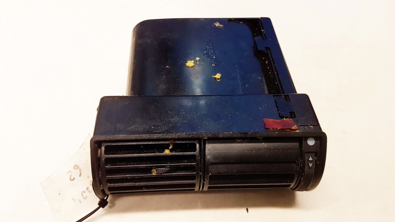 4A1820902 Audi A6 1994 Dash Vent (Air Vent Grille)