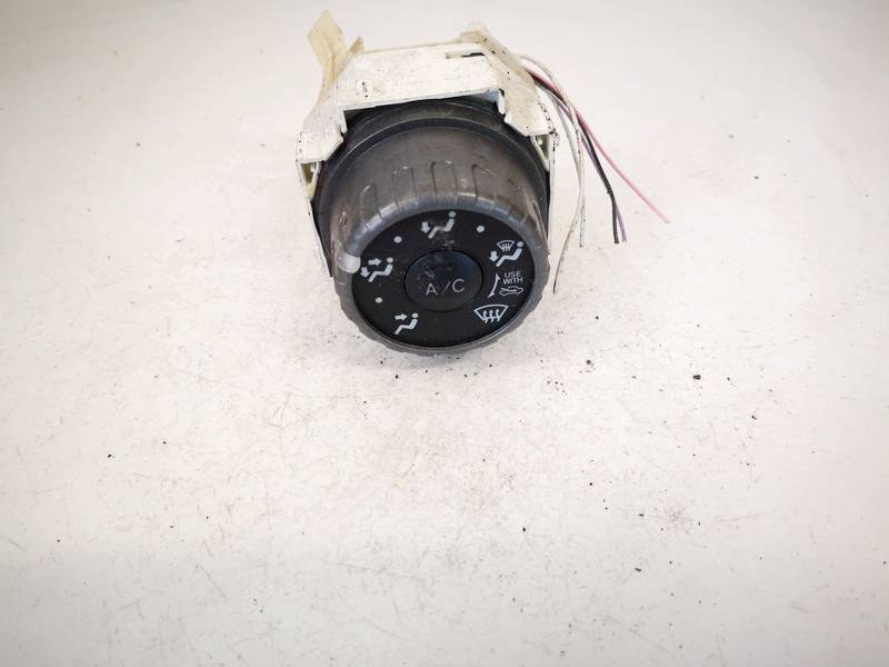758734 Toyota Yaris 2006 Ilmastoinnin ohjaus