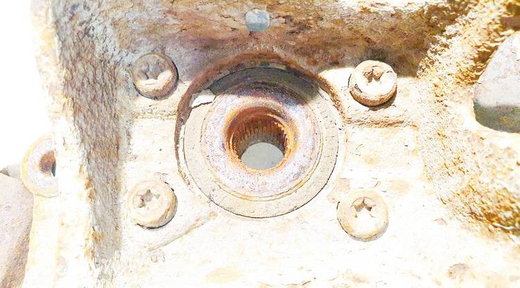 Ford Kuga 2008 Steering Knuckle - REAR LEFT - Thumbnail 2