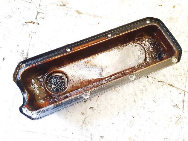 Audi A4 1997 Valve cover - Thumbnail 3