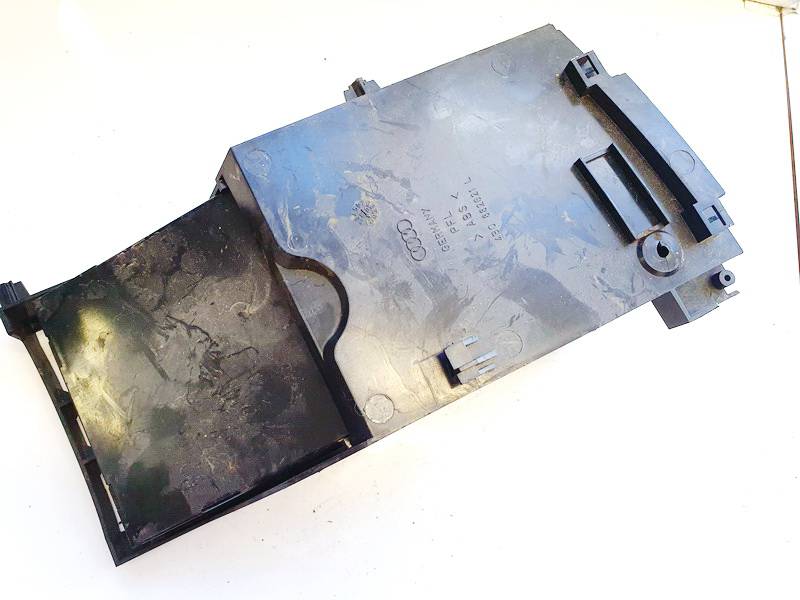 4B0882621L Audi A6 2004 Daiktadeze - Thumbnail 3