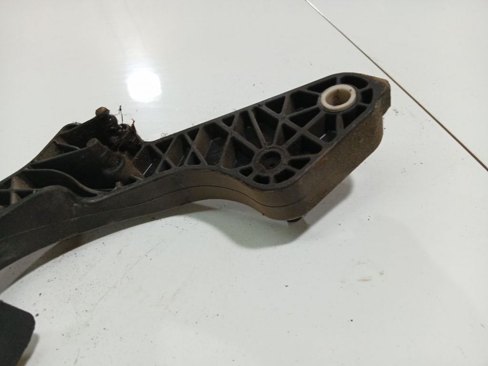 Citroen C4 2007 Педаль сцепления - Thumbnail 3