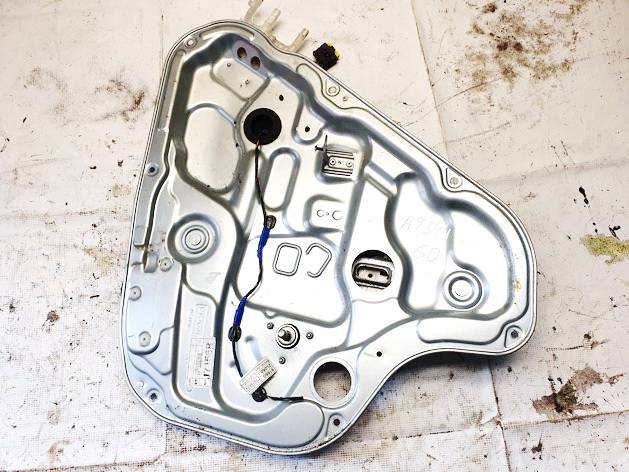 J7156R Hyundai i30 2007 ELEVALUNAS, ALZACRISTALLI - TRASERO DERECHO