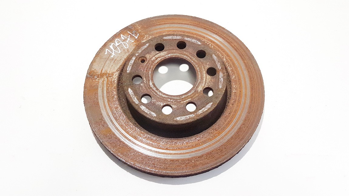 VENTILIUOJAMAS Volkswagen Caddy 2004 Priekinis stabdziu diskas P.