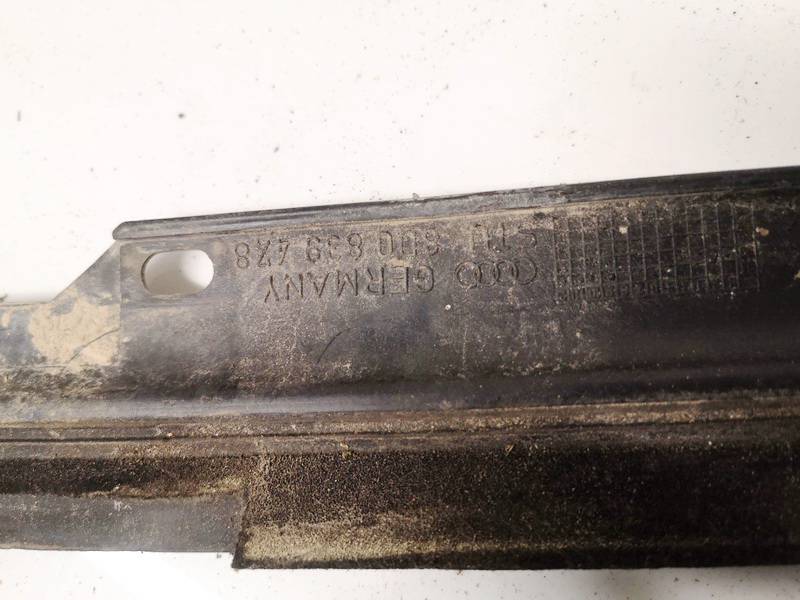 8D0839478 Audi A4 1996 Listwa szyby drzwi - TYLNE PRAWE - Thumbnail 3