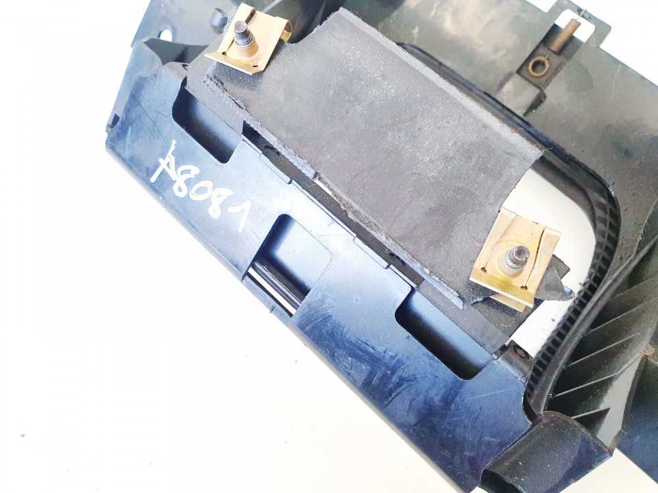 8L1858347 Audi A3 1997 Stūres vārpstas apdare - Thumbnail 3