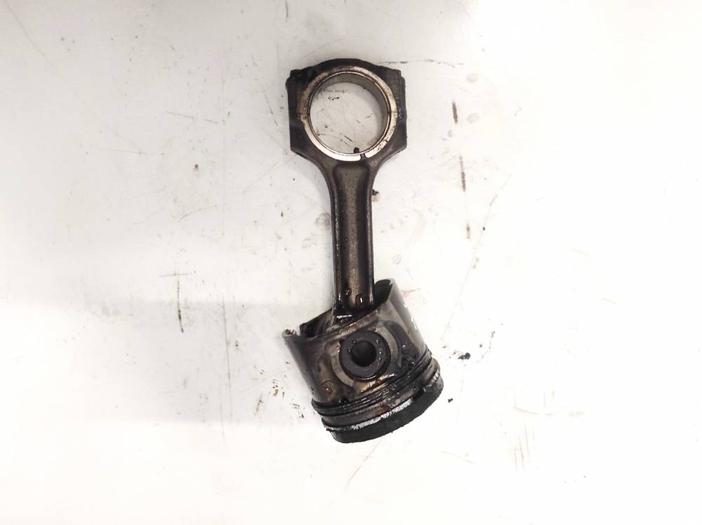 Peugeot 807 2004 Piston and Conrod (Connecting rod)