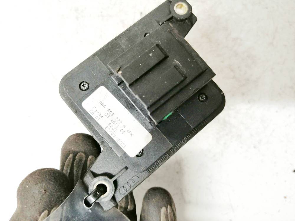 8L0959777A Audi A6 2003 Sēdekļa kontroles poga - Thumbnail 3