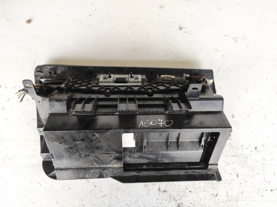 51167078187 BMW 3-Series 2006 Glove Box Assembly - Thumbnail 3