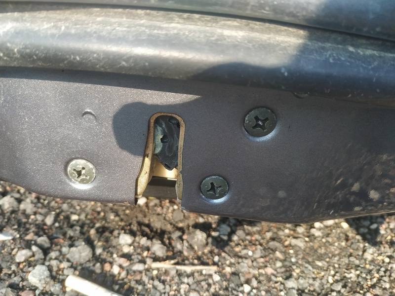 Mitsubishi Outlander 2005 Zamek drzwi - PRZEDNIE PRAWE