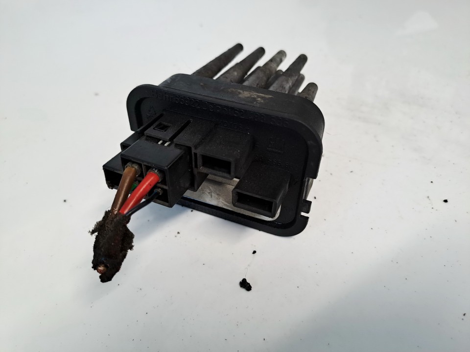 used used Heater Resistor (Heater Blower Motor Resistor) Opel Astra 2004 1.7L 15EUR EIS01469042