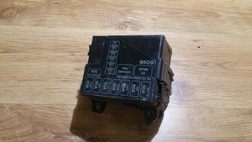 72543033 Mazda 323 1996 Fuse box