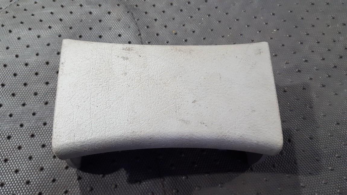 308300100T Volkswagen Passat 1998 cendrier