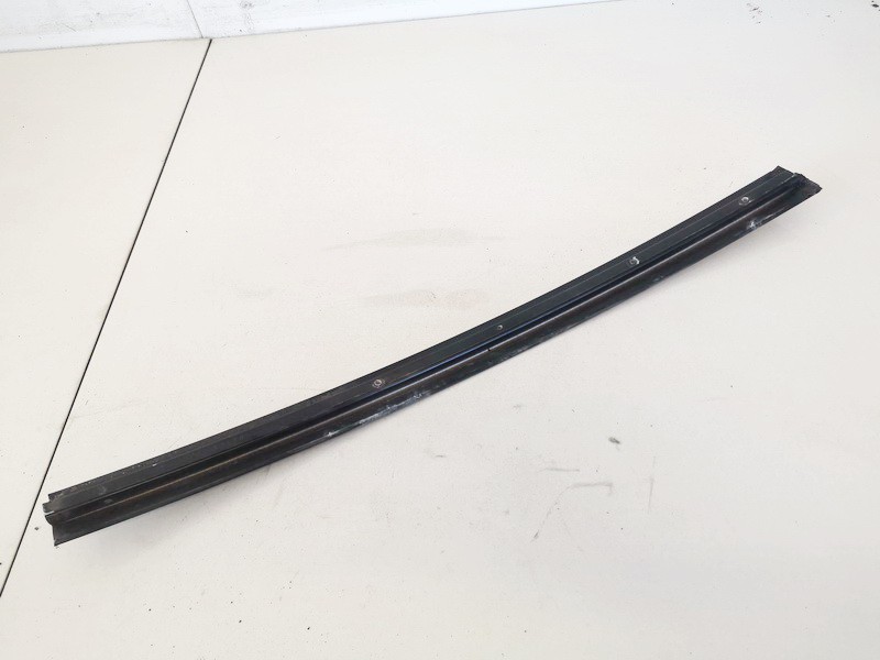 3U5839413 Skoda Superb 2005 Glass Trim Molding-weatherstripping - REAR LEFT - Thumbnail 3