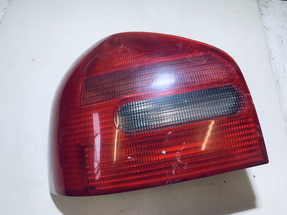 8L0945095A Audi A3 1997 Galinis Zibintas G.K.