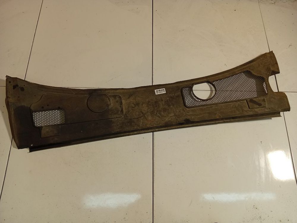 4F1819447 Audi A6 2007 Wiper Muolding - FRONT