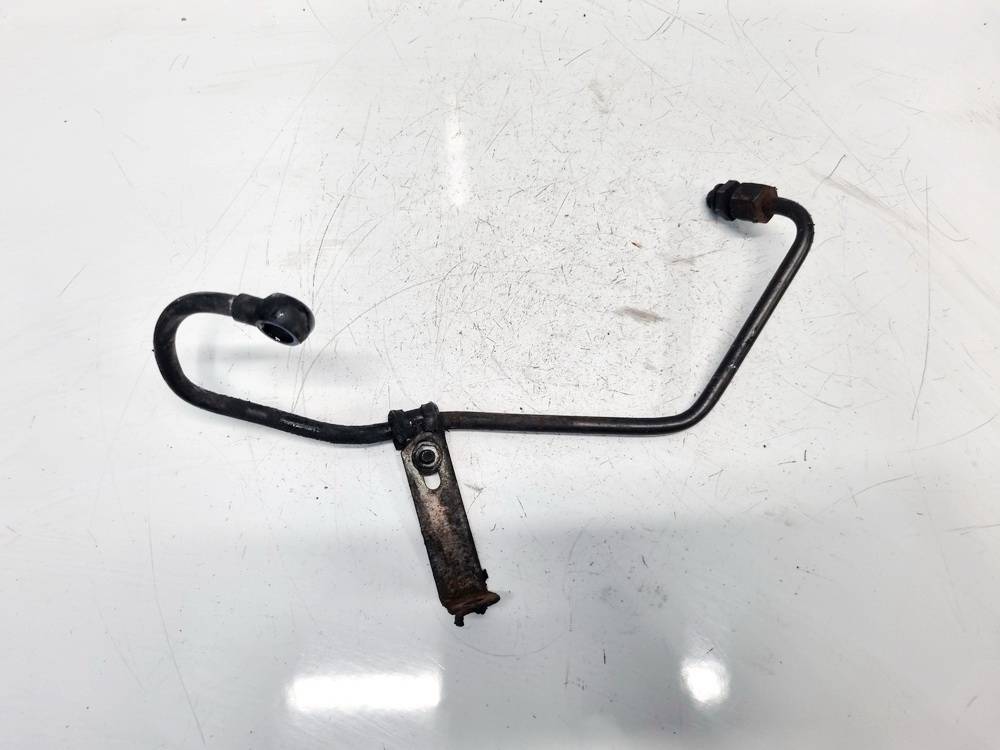 Audi A4 1995 Oil feed pipe (Oil Line Oil Pipe Tube)