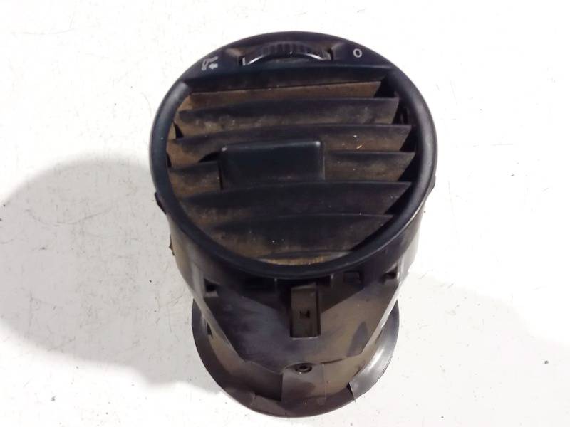 3VEX7039AA Volkswagen Caddy 2005 Dash Vent (Air Vent Grille)