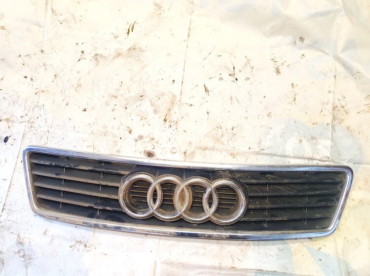 Audi A6 1999 Fronthaubengitter