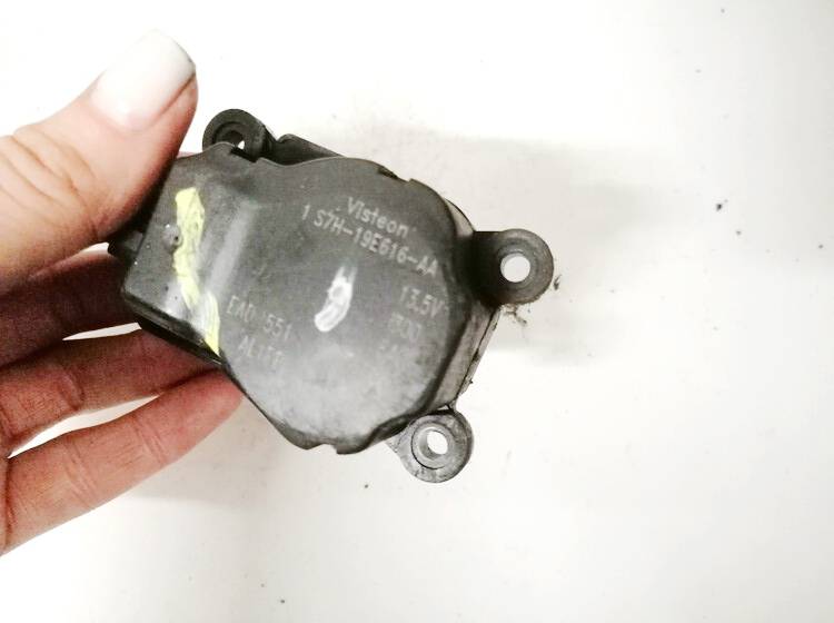 1S7H19E616AA Jaguar X-Type 2003 Heater Vent Flap Control Actuator Motor - Thumbnail 3