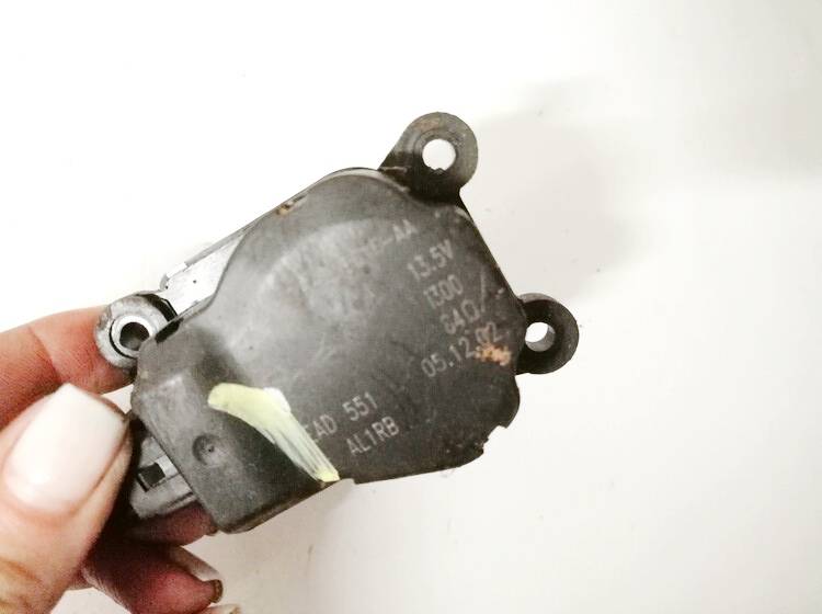 1S7H19E616AA Jaguar X-Type 2003 Heater Vent Flap Control Actuator Motor - Thumbnail 3