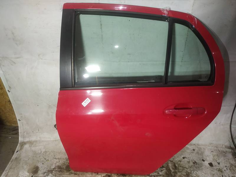 RAUDONOS Toyota Yaris 2007 portes arrière gauche