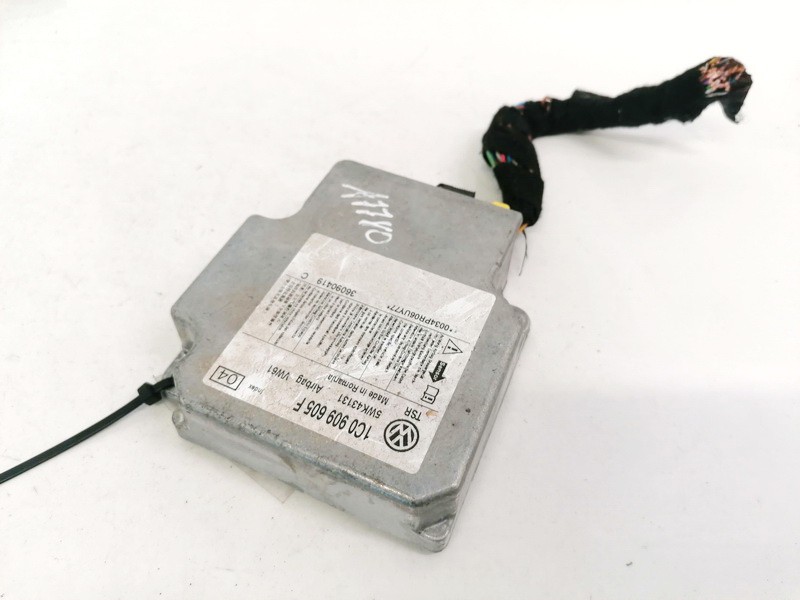 1C0909605F Skoda Fabia 2009 Airbag crash sensors module