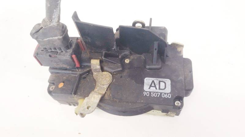 90507060 Opel Vectra 1999 Door Lock Mechanism - FRONT RIGHT - Thumbnail 2