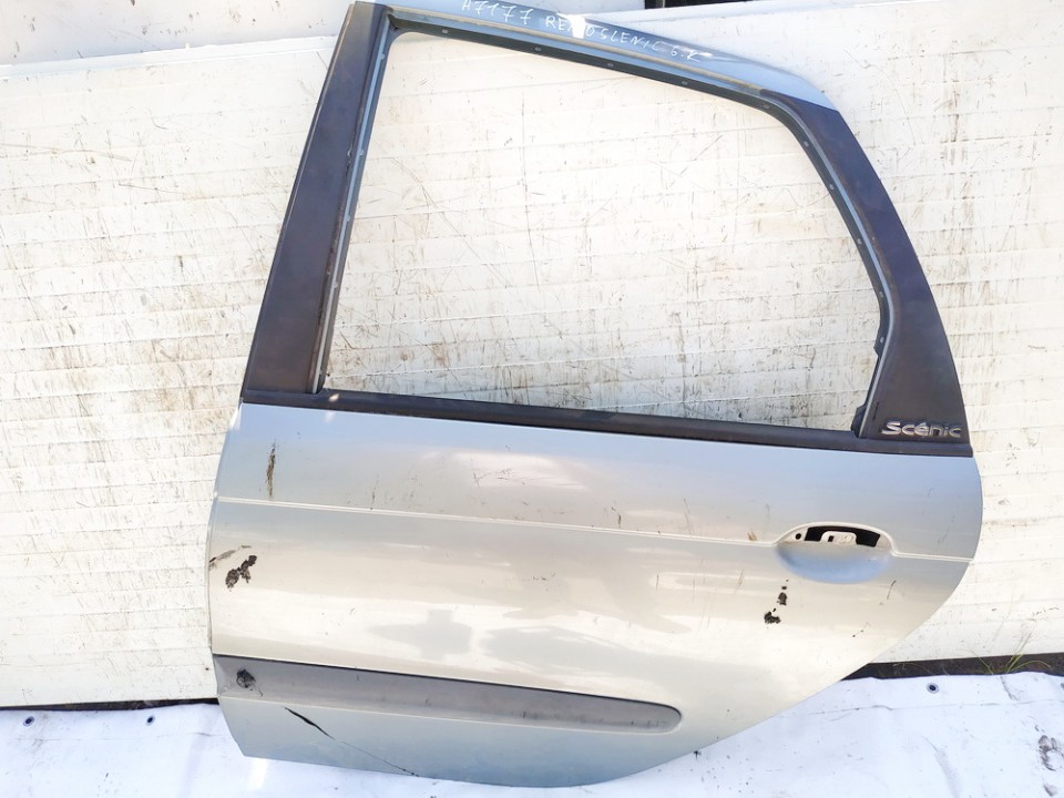 PILKOS Renault Scenic 1998 Durvis - AIZMUGURE PA KREISI