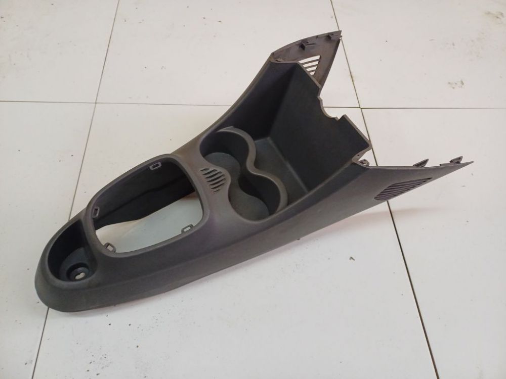 588110H010 Toyota Aygo 2007 Salono apdaila (plastmases)