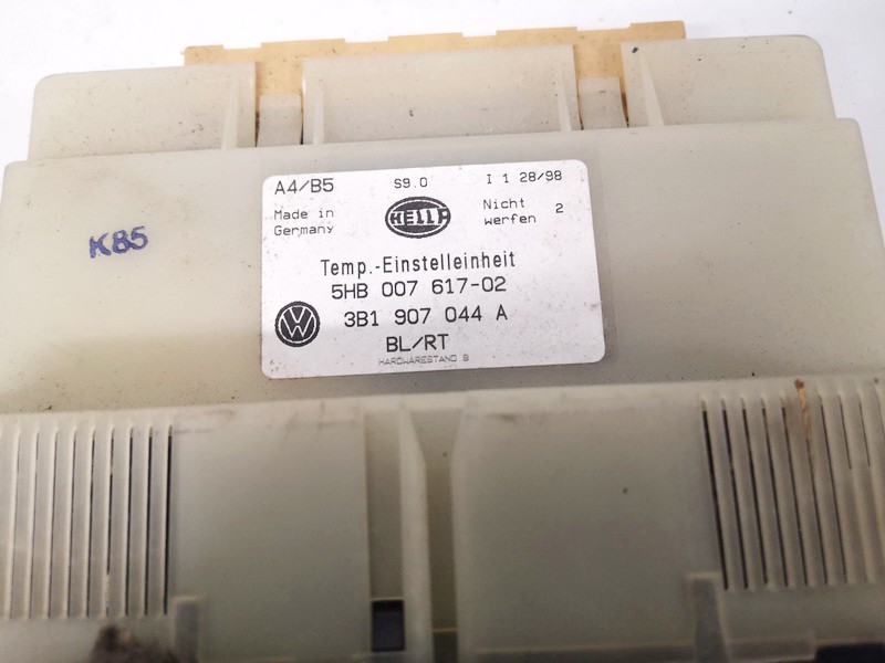 3B1907044A Volkswagen Passat 1998 Climate Control Panel (heater control switches) - Thumbnail 2