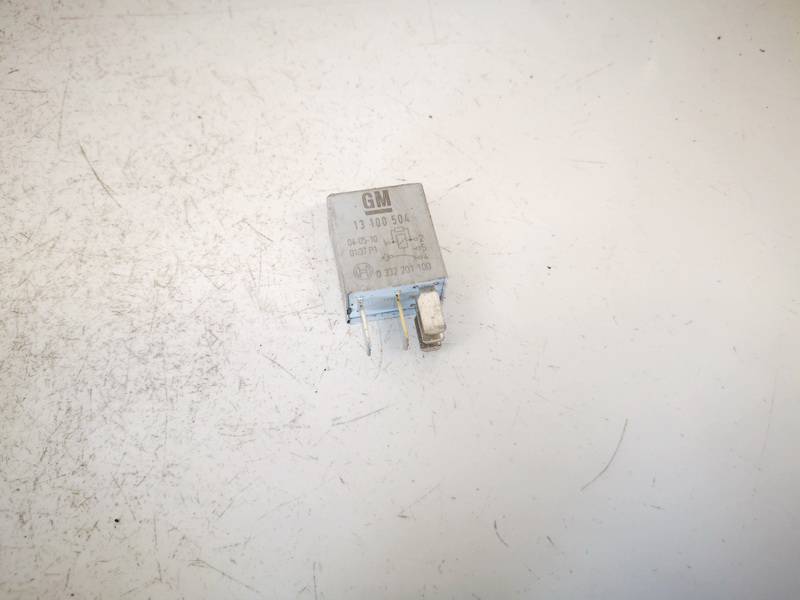 13100504 Opel Meriva 2004 Relay module