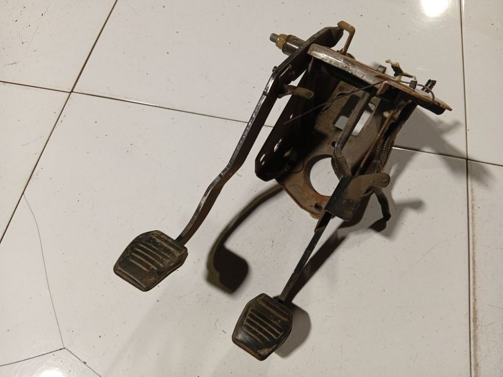 Ford Transit 2007 Pedal work, Brake pedal, Pedal bracket, Clutch pedal