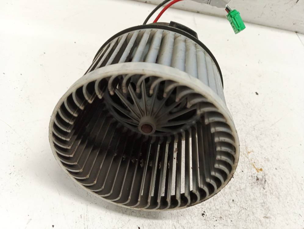 DB271001 Peugeot 308 2016 Wentylator kabiny