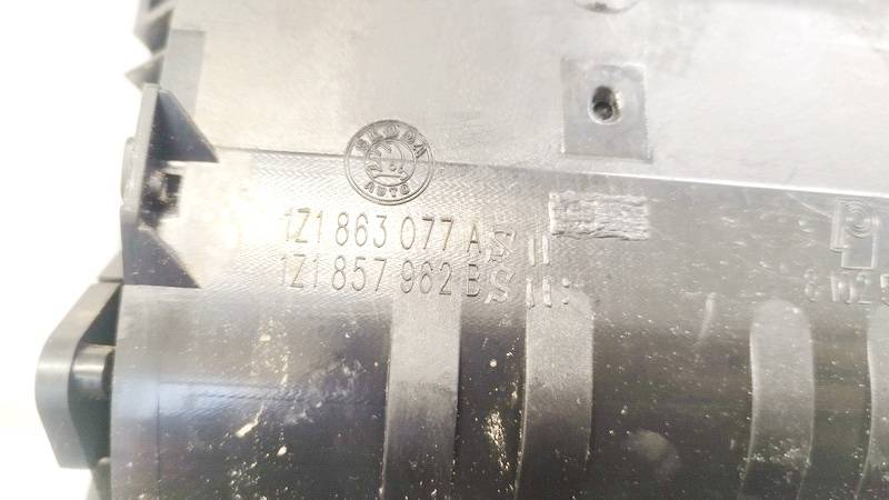 1Z1863077A Skoda Octavia 2012 cendrier - Thumbnail 3