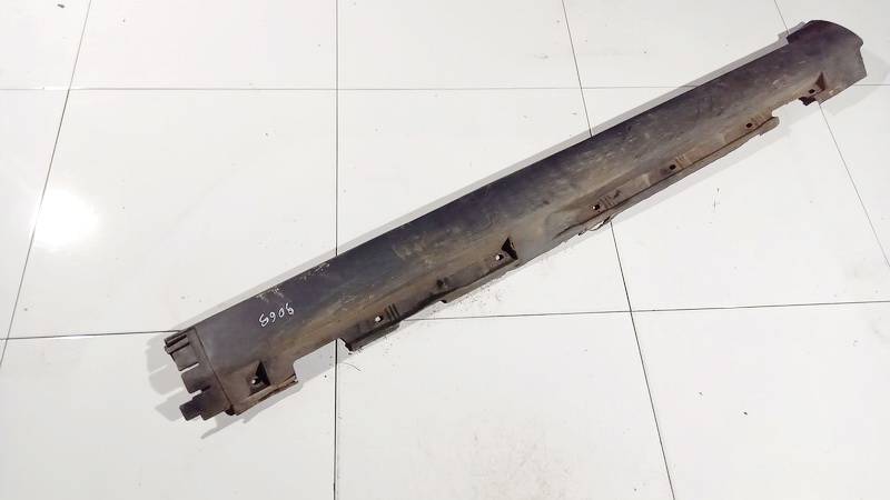 30678780 Volvo V50 2005 Right Sill Moulding