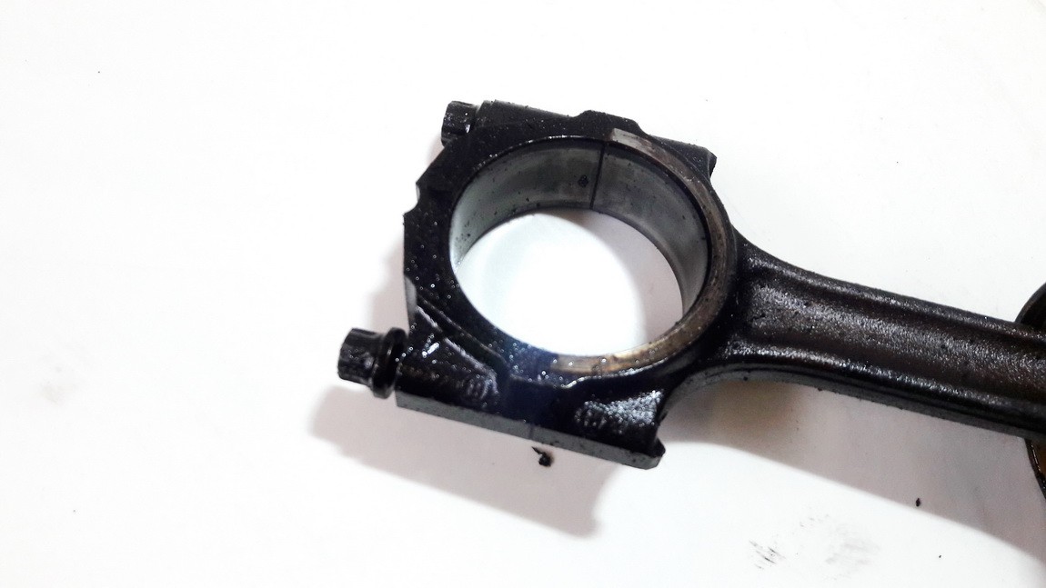 Volvo V70 2002 Stumoklis su svaistikliu - Thumbnail 3