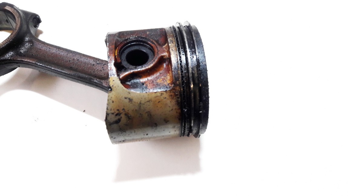 Volvo V70 2002 Stumoklis su svaistikliu - Thumbnail 2