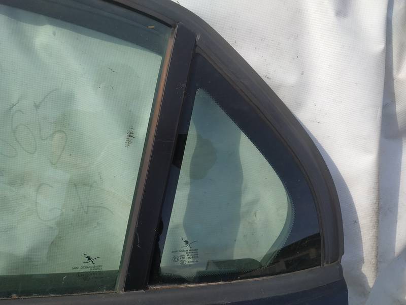 AS2 SAAB 9-3 2006 Ventanilla de ventilación de la puerta trasera - TRASERO IZQUIERDO