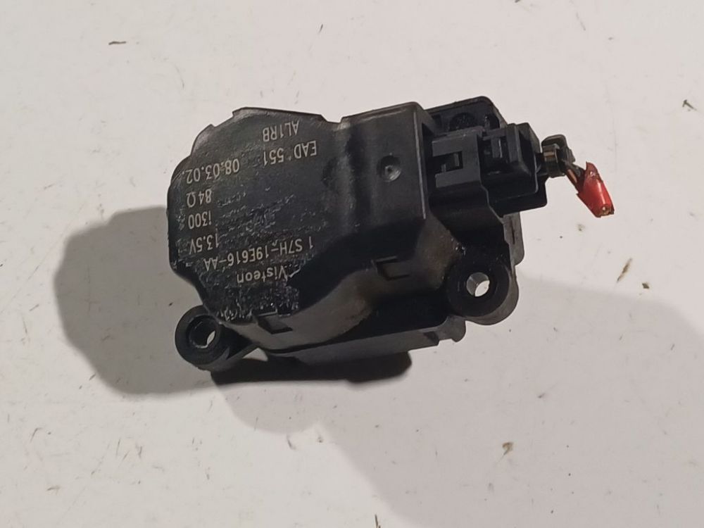 1S7H19E616AA Ford Mondeo 2002 Heater Vent Flap Control Actuator Motor