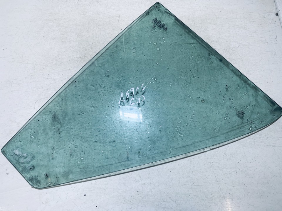 Mercedes-Benz C-CLASS 1998 Ventanilla de ventilación de la puerta trasera - TRASERO DERECHO