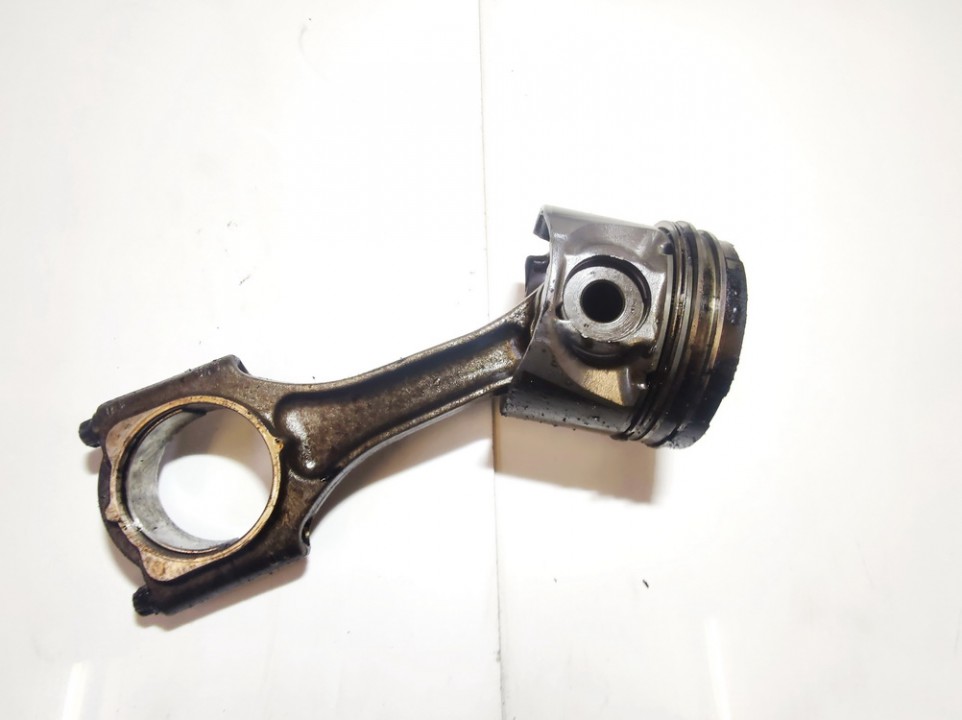 Opel Vectra 1996 Piston and Conrod (Connecting rod)