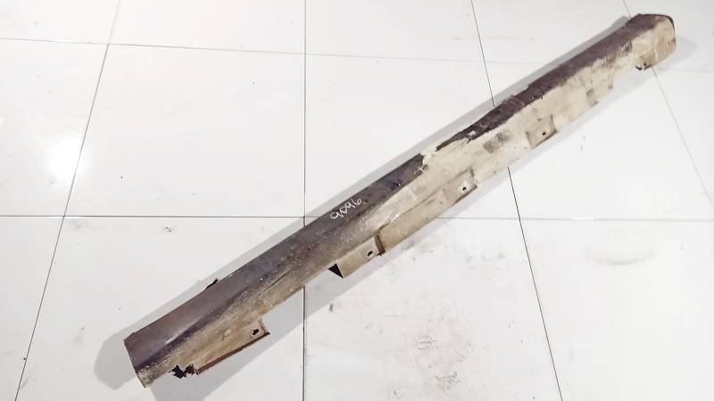 Toyota Corolla Verso 2005 Plastikowy prawy próg - Thumbnail 3