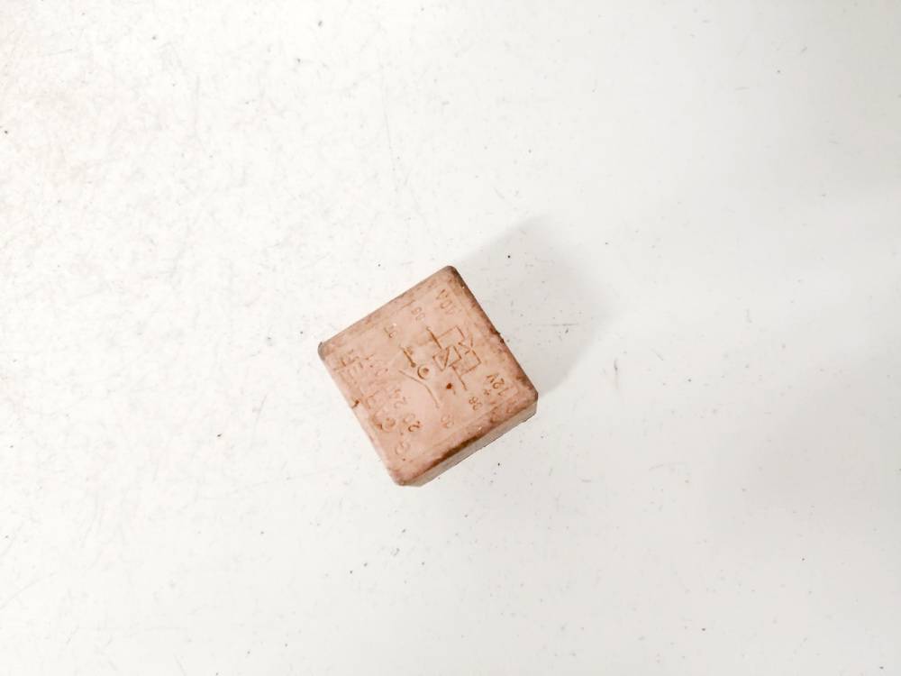 8200308271 Renault Laguna 2009 Relay module - Thumbnail 2
