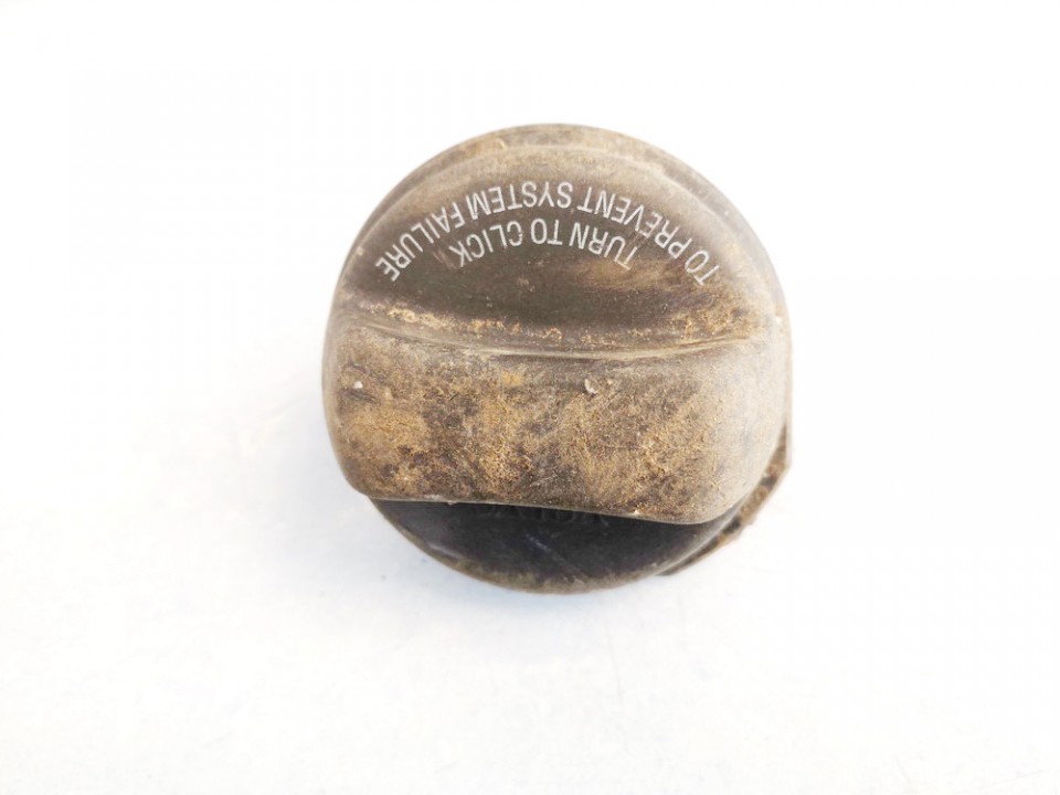 Volvo V70 2000 Fuel Tank Cap