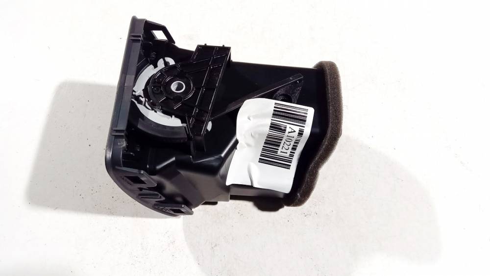 1K0819709 Volkswagen Golf 2005 Dash Vent (Air Vent Grille) - Thumbnail 2